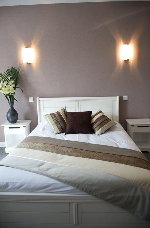 Domaine De La Barbinais Hotel 2*